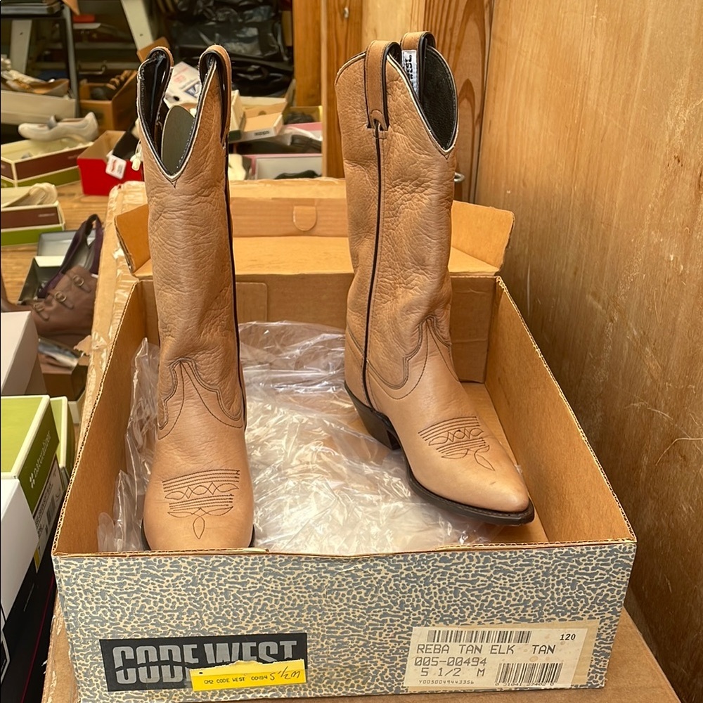 Code West Women’s Tan Elk Cowboy Boots